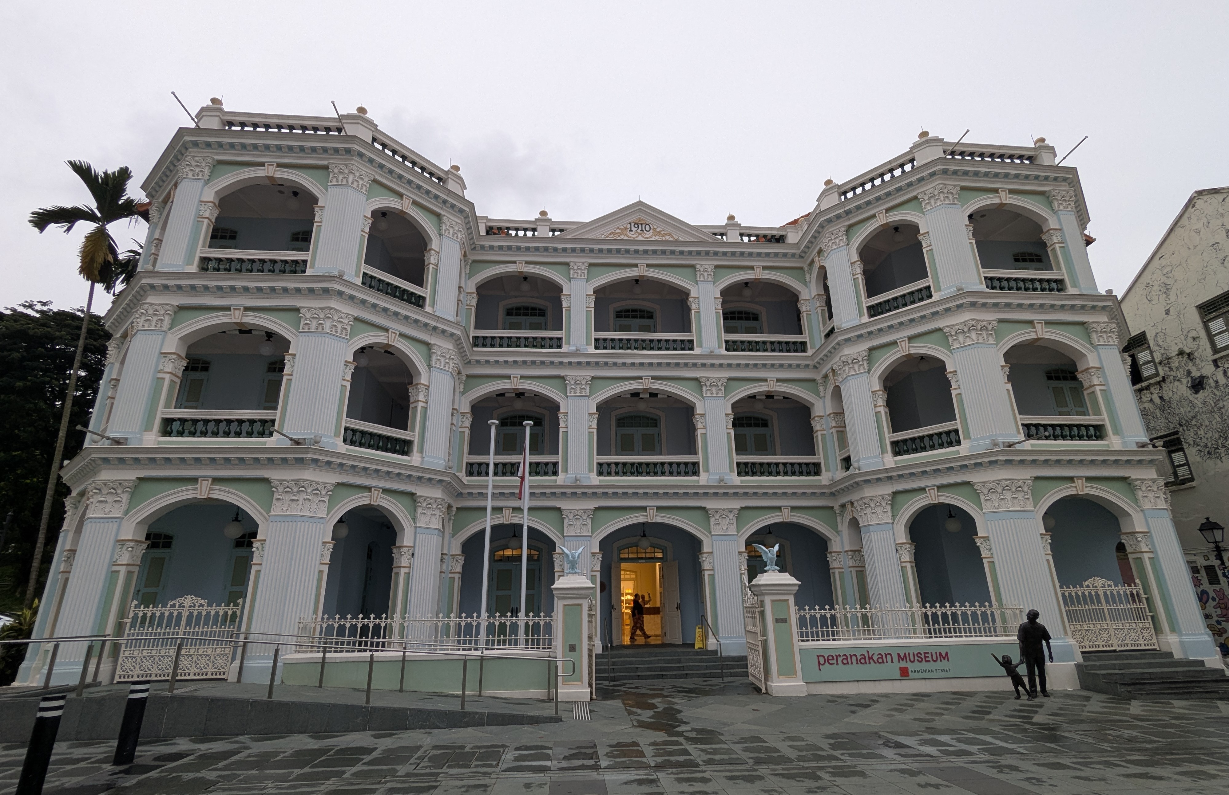 Introduction to Peranakan